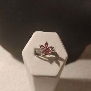 Elegant Pink Flower Ring